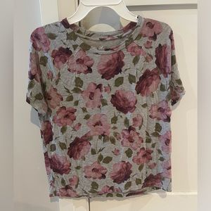 American Eagle Outfitters Soft and Sexy Tee| Size Small